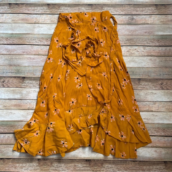 Faithfull the Brand Kamares Skirt in Botany - Picture 2 of 5